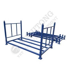 Estante azul para neumáticos de camión